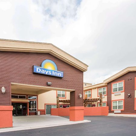 Days Inn By Wyndham Маниту-Спрингс Экстерьер фото